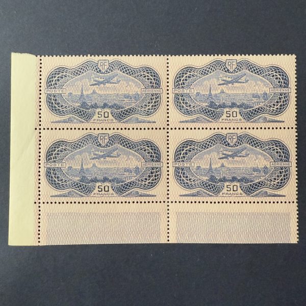 Y&T Poste Aérienne 15 "Le Burelé" bloc 4 coin de feuille en NEUFS ** - B/TB