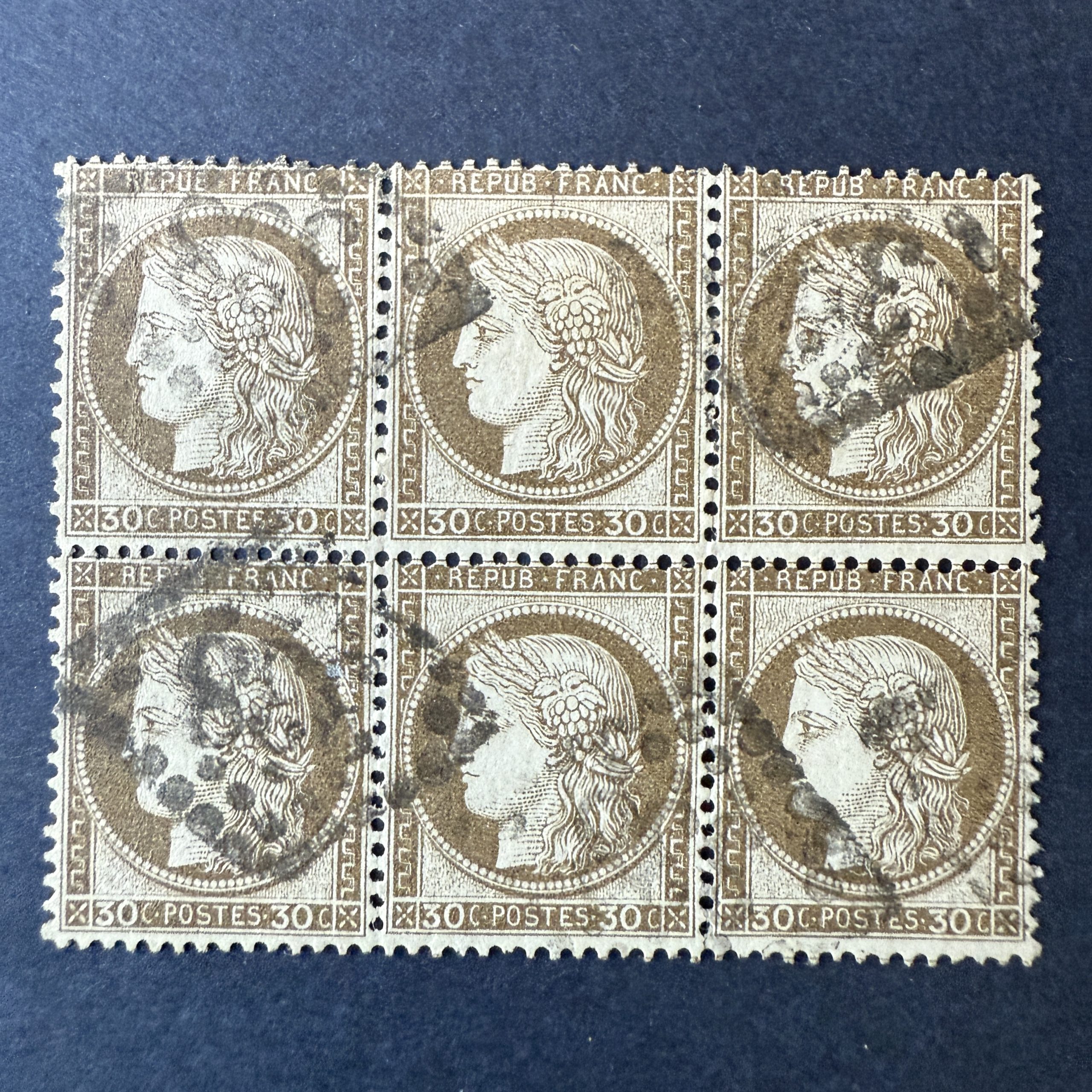 Y&T 56, "Cérès dentelé 30c brun" bloc de 6 oblitéré - B/TB signé Baudot