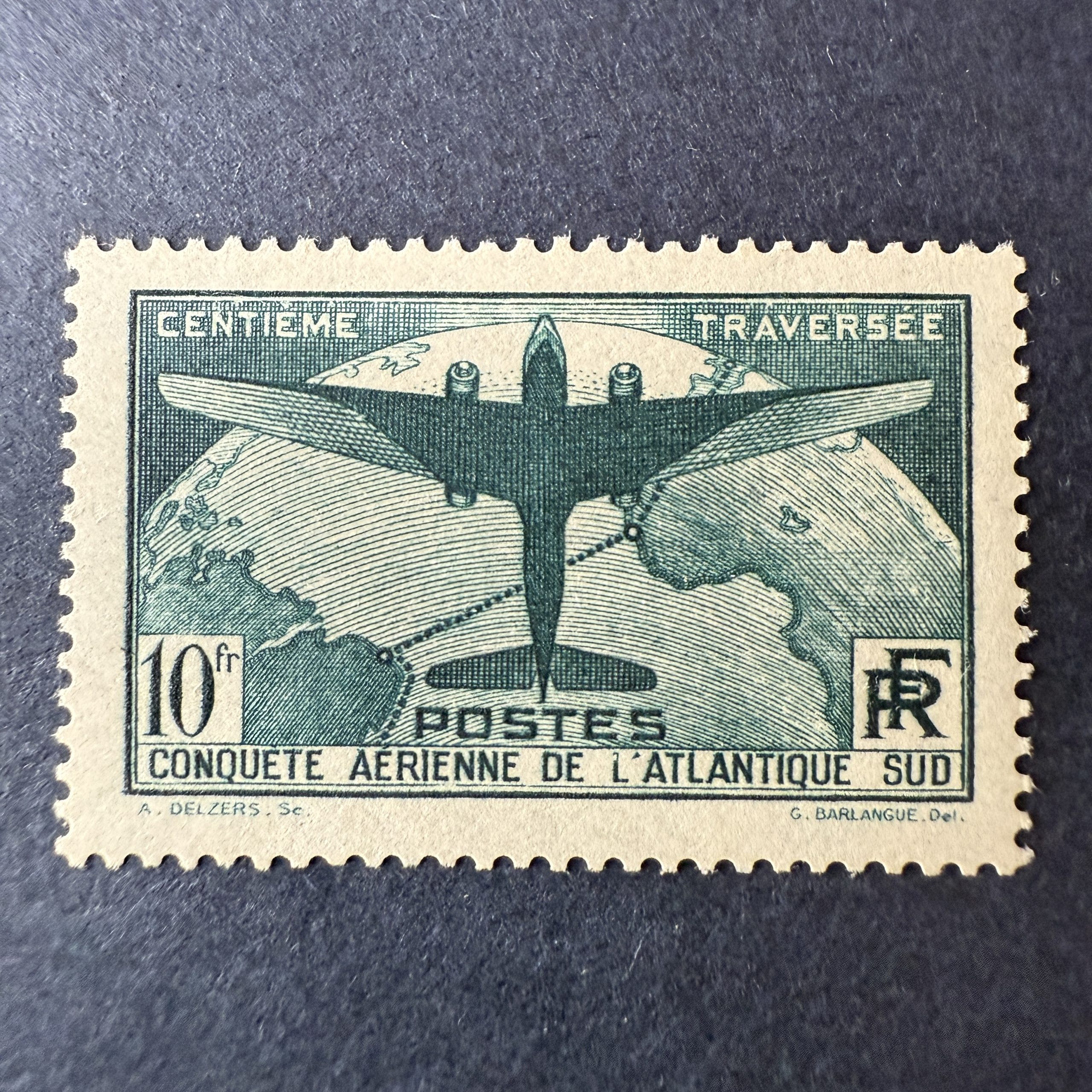 Y&T 321 "Traversée de l'Atlantique" en neuf ** - TB