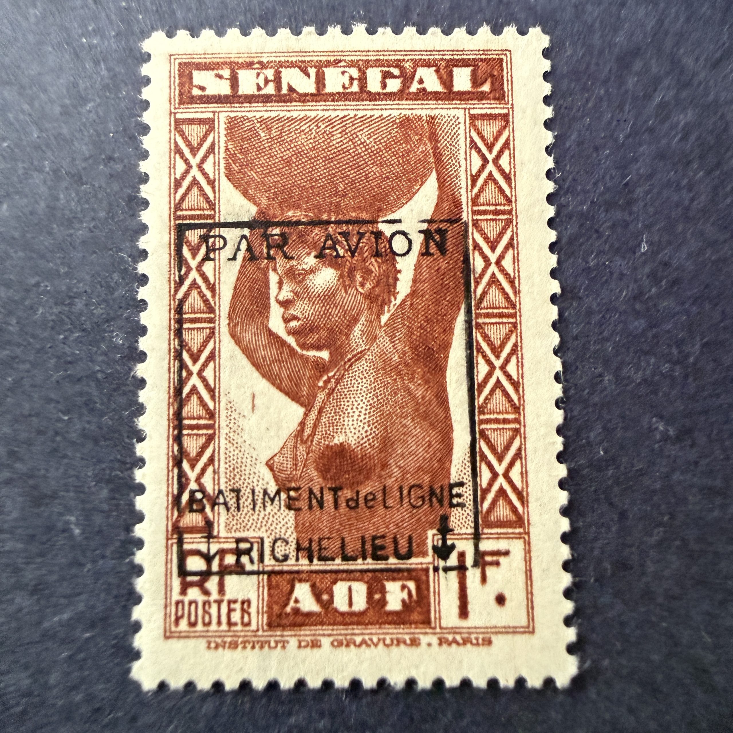 Poste Aérienne Militaire Y&T 6, "Sénégal 1fr brun rouge" en NEUF ** - TB signé Calves