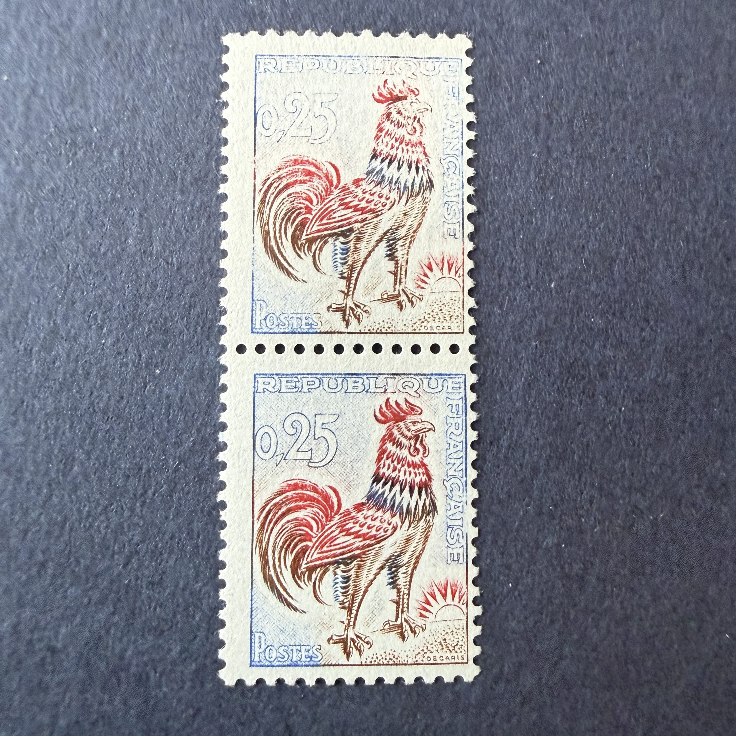 Y&T 1331, "Coq de Decaris" impression défectueuse TàN en neufs ** - TB