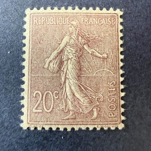 Y&T 131, "Semeuse 20c brun" en neuf ** - TB