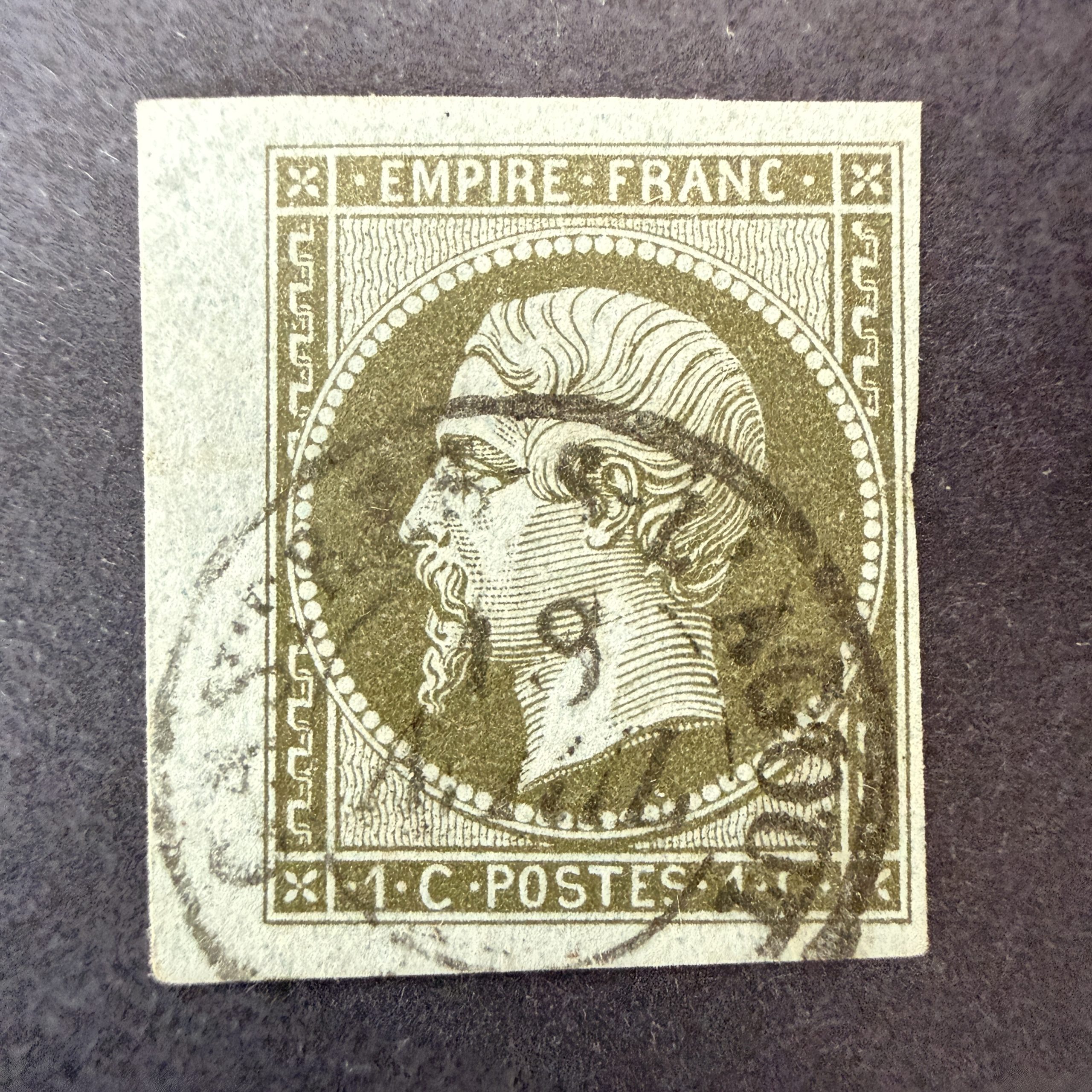Y&T 11, "Napoléon 1c olive" bord de feuille en oblitéré - superbe