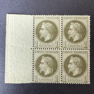 Y&T 25, "Napoléon lauré 1c olive" en bloc de 4 neufs (2 timbres neufs **) - TB