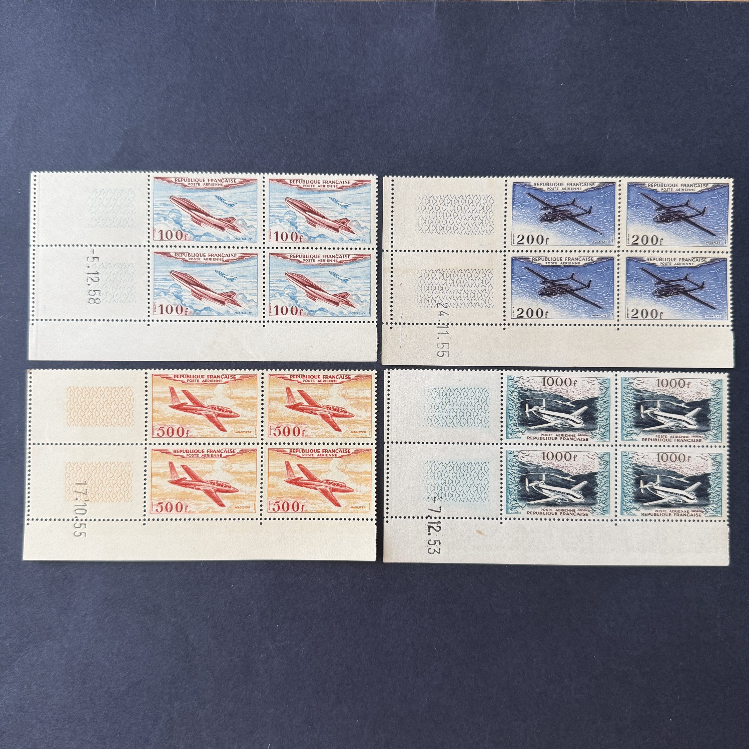 Poste Aérienne Y&T 30/33 "Prototypes" coins datés en neufs ** sans charnière. Superbes.