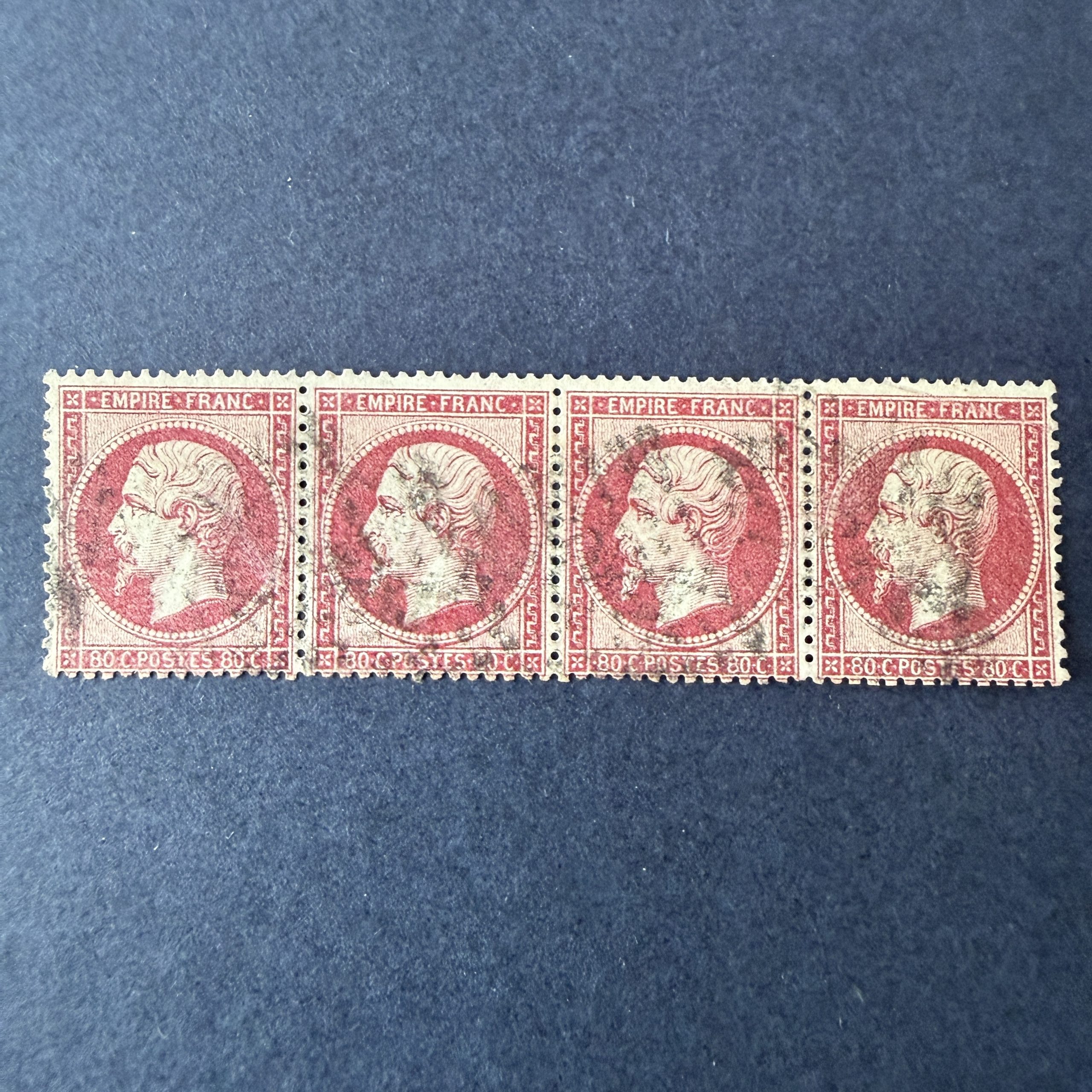 Yvert 24 "Napoléon 80c rose" bande de 4 en oblitéré. TB.