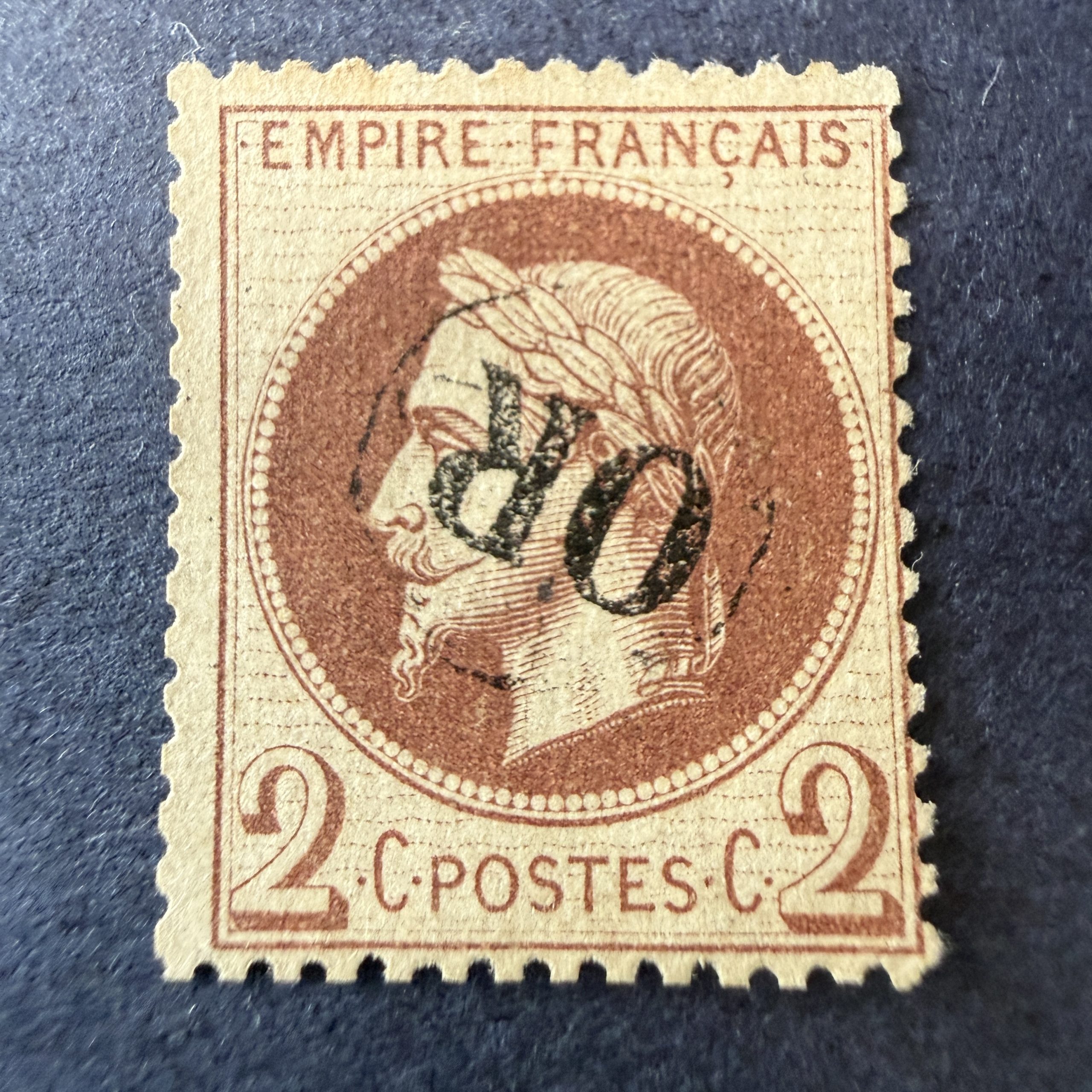Yvert 26Aa, "Napoléon lauré chocolat 2c" oblitéré "OR". Superbe.