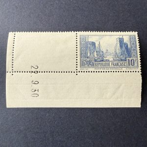 Yvert 261c, "Port La Rochelle" type II bleu en neuf **. Superbe.
