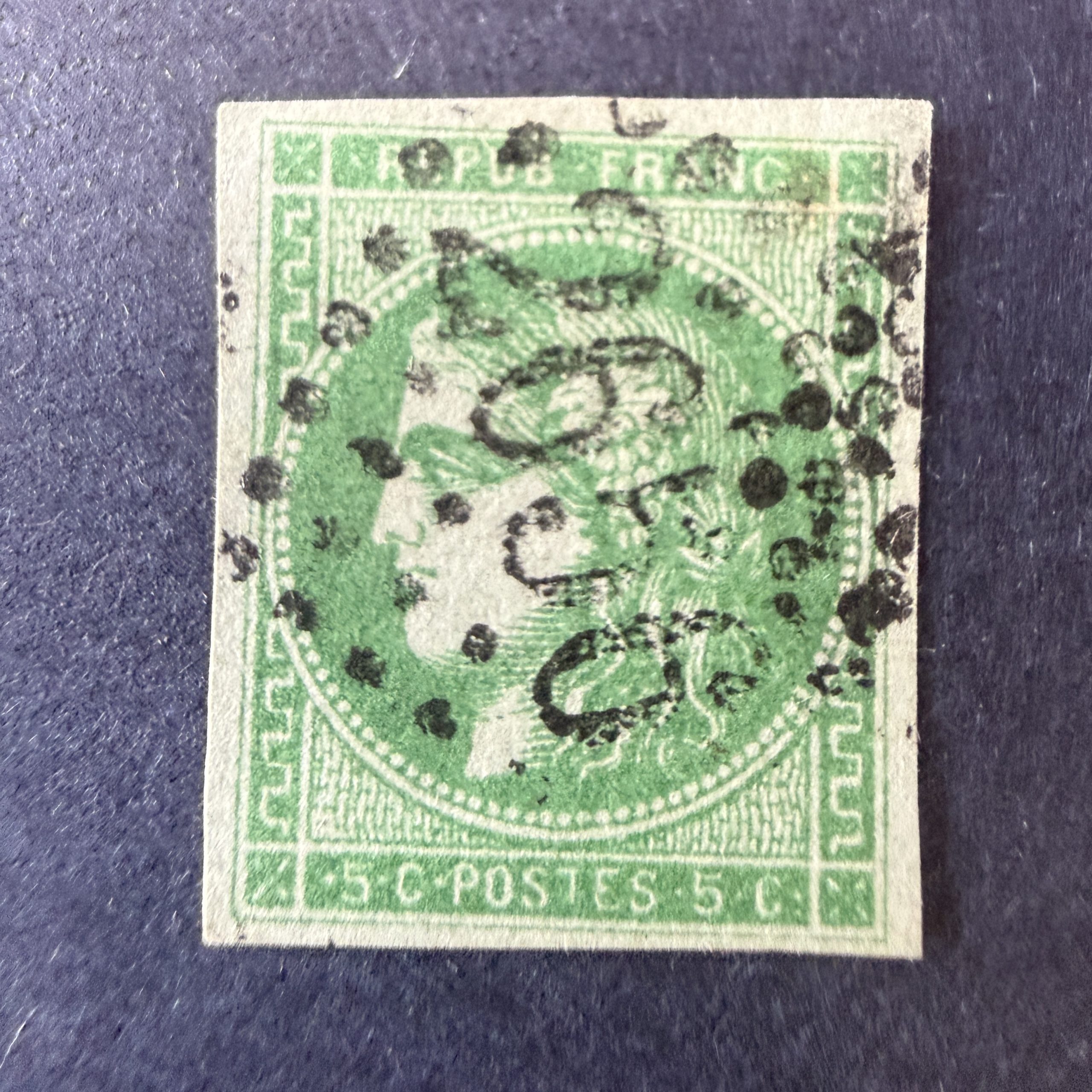 Yvert 42Bb, "Bordeaux 5c vert émeraude foncé" en oblitéré. Signé Scheller. SUP.