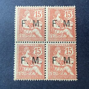 Franchise Militaire Yvert 2 "Mouchon 15c" bloc 4 en neufs ** sans charnière. TB.