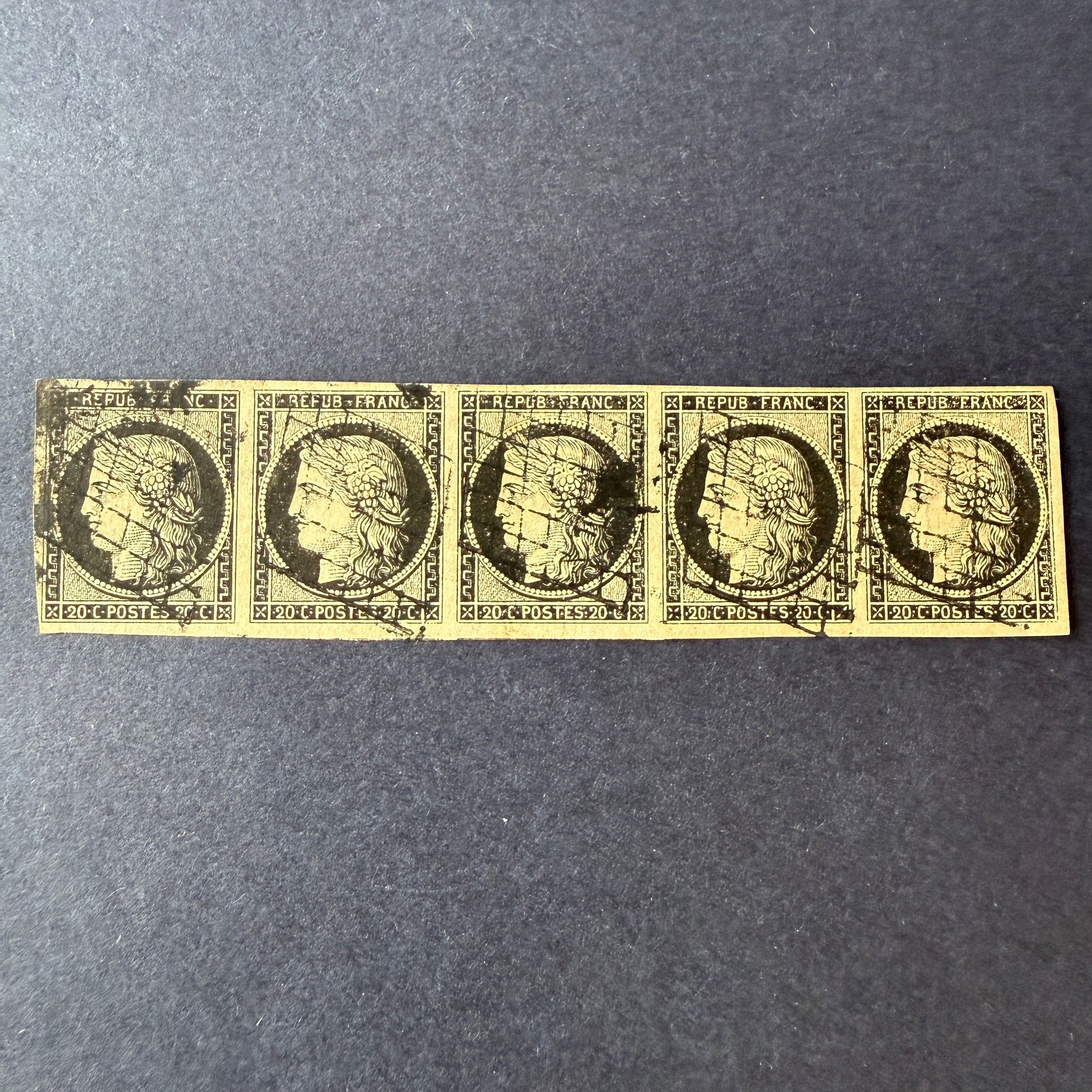 Yvert 3 "Cérès 20c noir sur jaune" bande de 5 en oblitérés. TB.