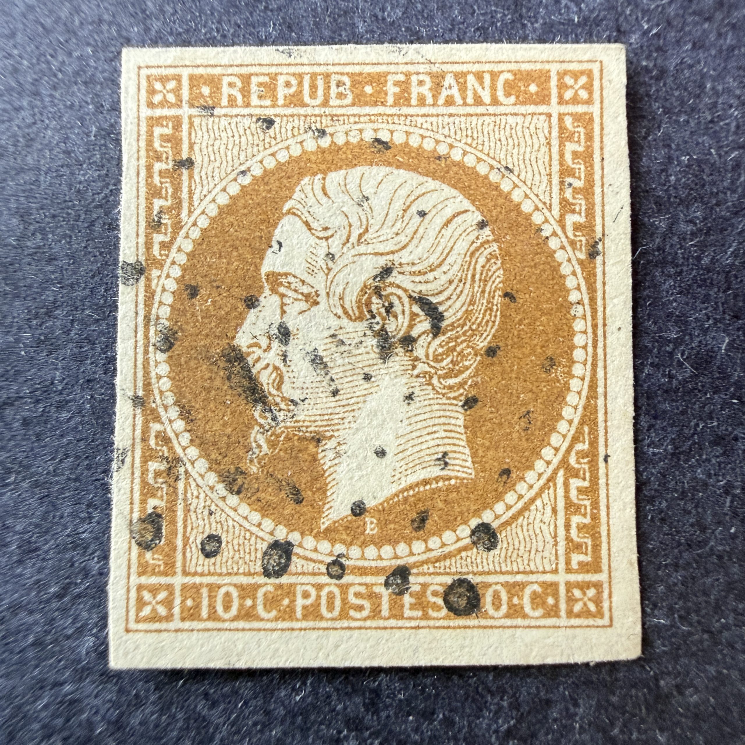 Yvert 9 "Napoléon 10c bistre" en oblitéré. Signé Calves. Superbe.