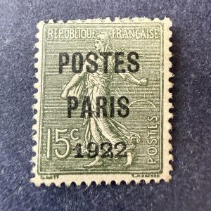 Préoblitéré Yvert 31 "Semeuse Postes Paris 1922" en neuf *. Signé Calves/Brun. TB.