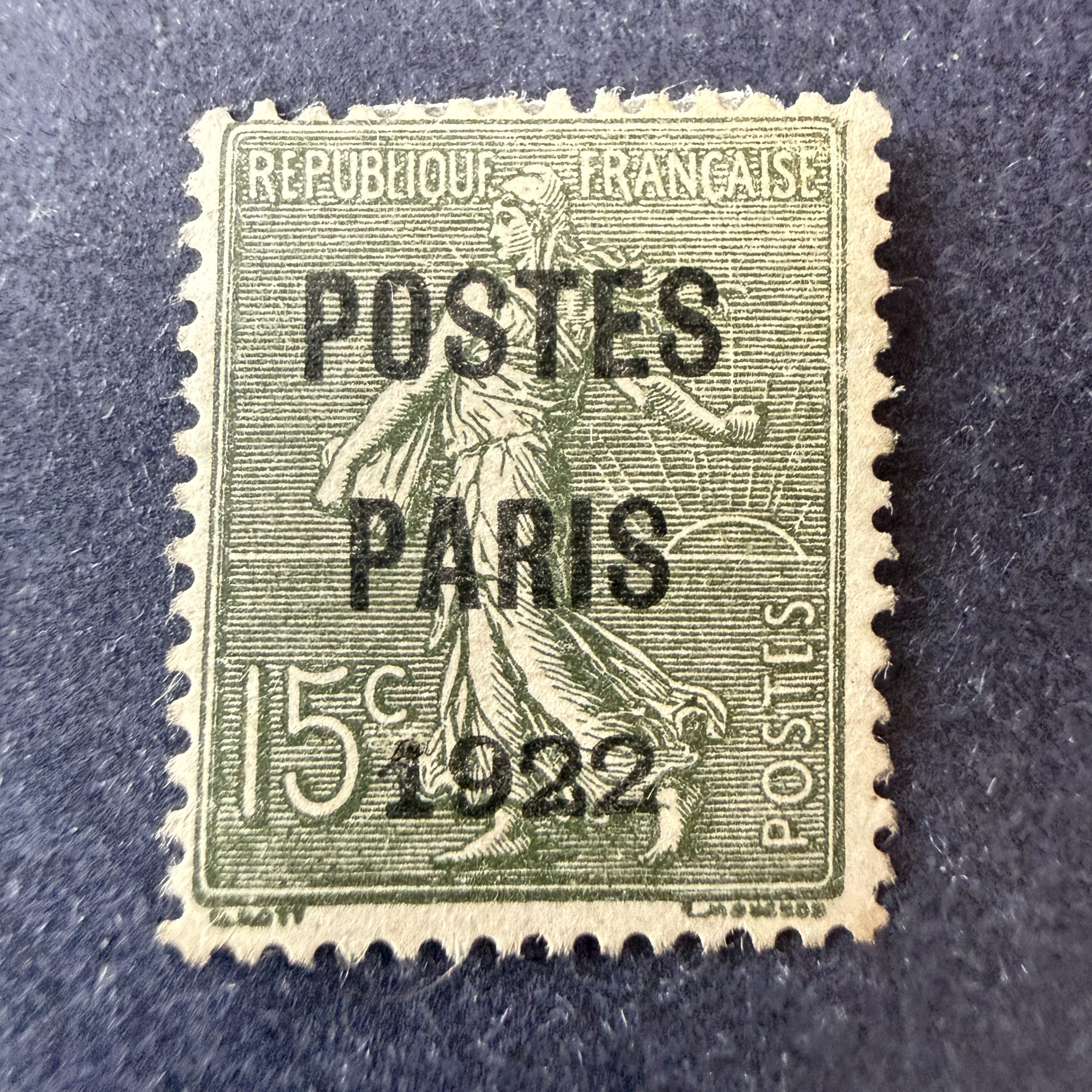 Préoblitéré Yvert 31 "Semeuse Postes Paris 1922" en neuf *. Signé Calves/Brun. TB.