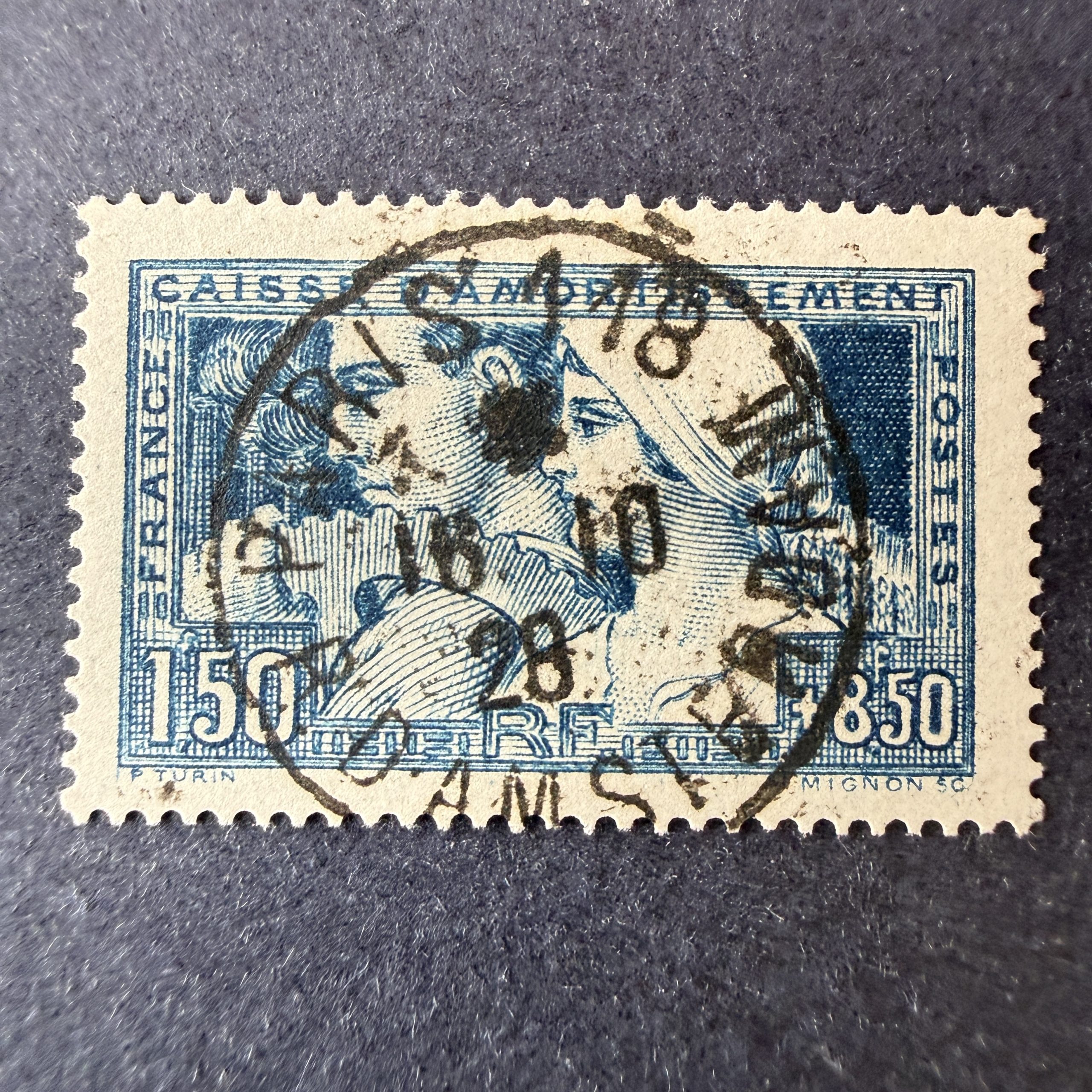 Yvert 252 "Caisse Amortissement" type III en oblitéré. Signé Fourcaut. TB.