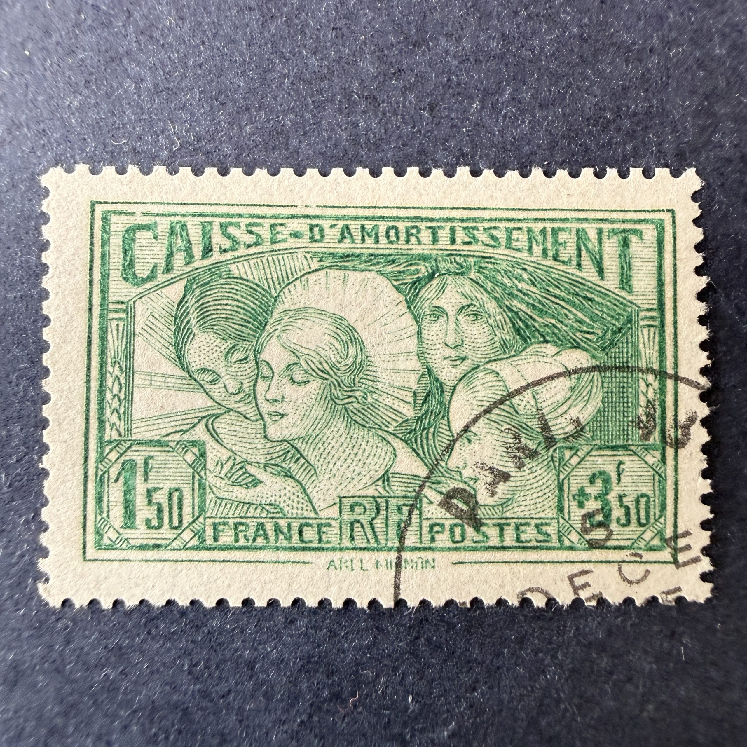 Yvert 269 "Caisse Amortissement" en oblitéré. Signé Fourcaut. TB.