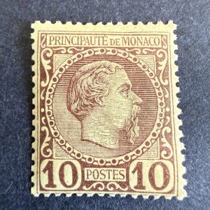 Monaco Yvert 4 "Charles III 10c lilas brun" en neuf **. Signé Calves. TB.