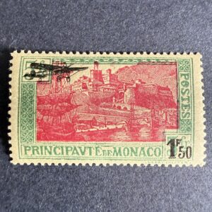 Monaco Poste Aérienne Yvert 1 "1fr50 sur 5fr vert" en neuf **. TB.